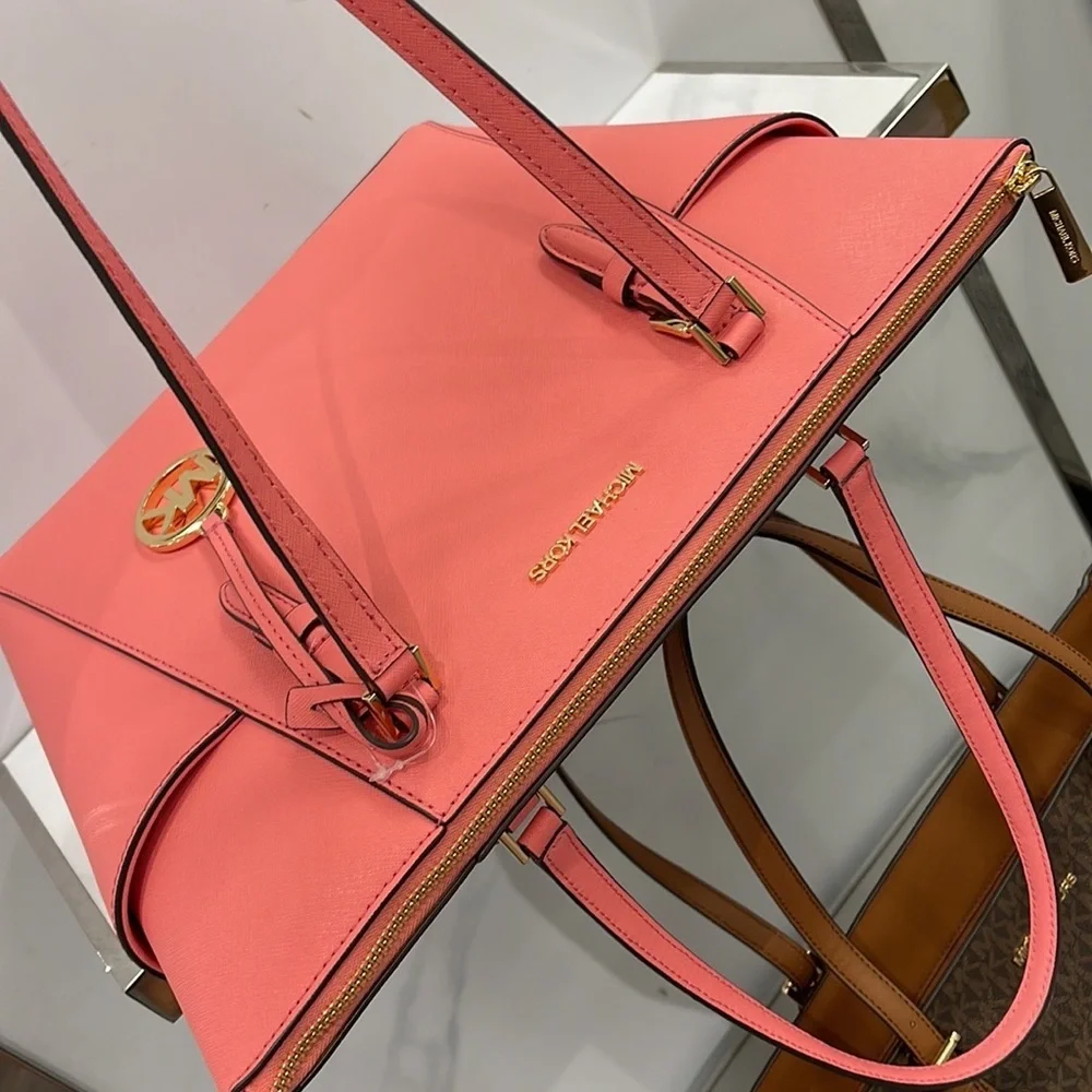 MICHAEL KORS Charlotte Large Leather Top-Zip Tote Tea Rose